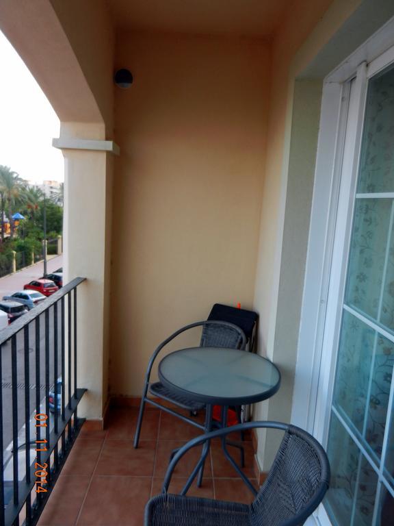 Apartment Parque Central Estepona Habitación foto